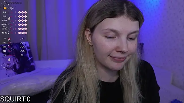 Snapshot of _aleksa_ chatting on November 2025 05:45:02 PM aleksa online show from November 2025 05:45:02 PM