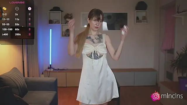 melanielwithu online show from July 2026 05:03:02 PM