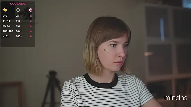 melanielwithu online show from April 2026 05:06:02 PM