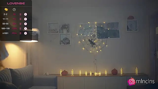 melanielwithu online show from October 2025 01:33:02 PM