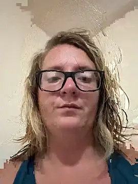 Lizzyloo online show from September 2025 02:08:01 PM