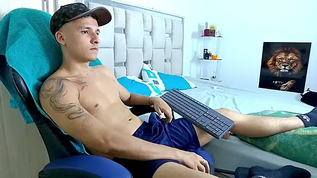 Andrew lovely18 online show from February 2026 03:04:02 AM