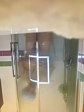 Snapshot of IoAndrea chatting on January 2026 06:26:01 PM IoAndrea online show from January 2026 06:26:01 PM