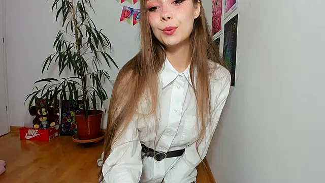 Snapshot of Michelle_Melnss chatting on March 2025 10:45:01 PM Michelle Melnss online show from March 2025 10:45:01 PM