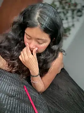 Peach Girll online show from February 2026 02:35:02 PM