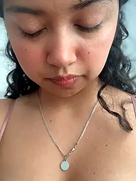 Peach Girll online show from March 2026 02:51:02 PM