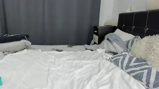 Snapshot of AryanaxXx chatting on October 2025 08:08:01 PM AryanaxXx online show from October 2025 08:08:01 PM