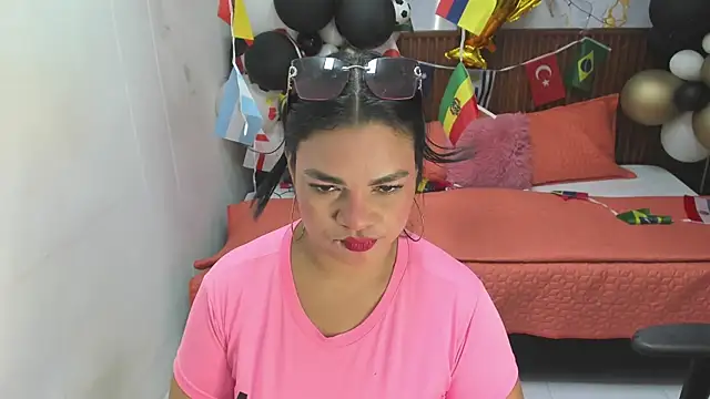 Cloe 35 online show from July 2026 08:09:01 PM