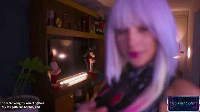 LucyAllenX online show from January 2026 01:05:01 PM