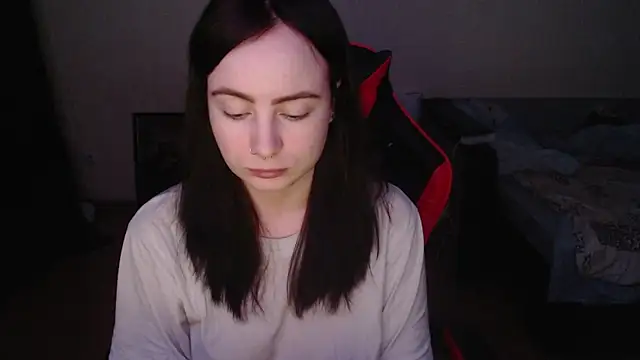 Laralianna online show from February 2026 07:11:01 PM