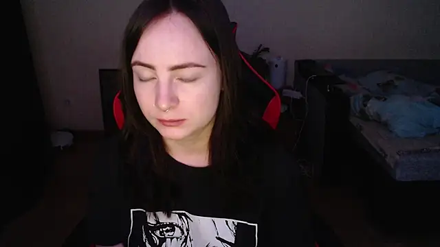 Laralianna online show from December 2025 10:12:01 PM