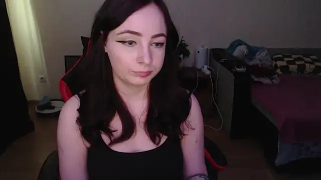 Laralianna online show from March 2026 09:31:02 AM