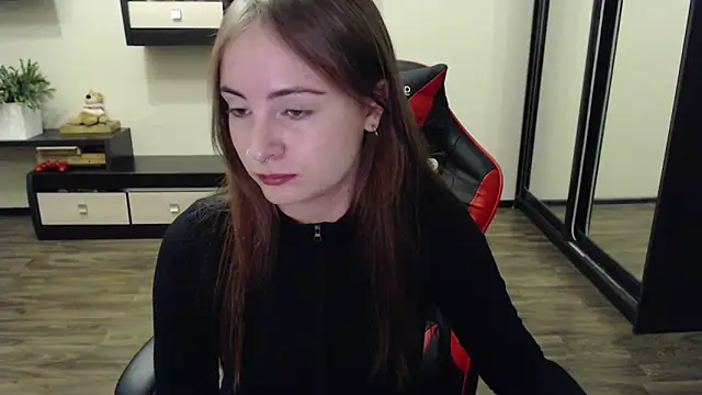 Laralianna online show from September 2025 12:55:01 AM