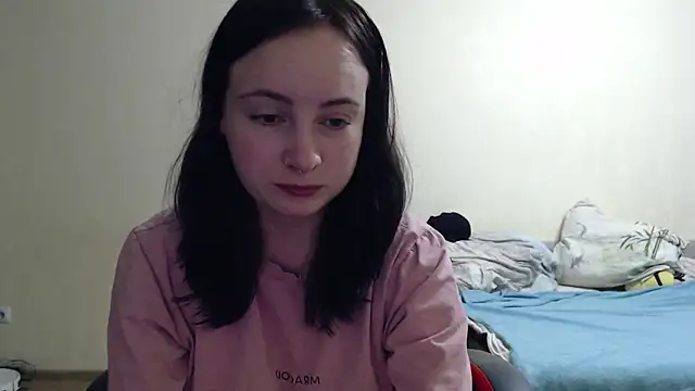 Laralianna online show from October 2025 04:17:01 PM