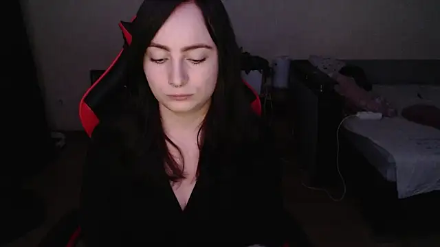 Laralianna online show from February 2026 06:53:01 PM