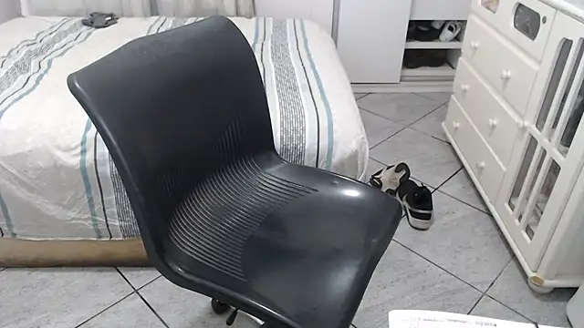 MysterBearMG online show from February 2026 03:39:01 AM