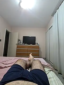 MysterBearMG online show from November 2025 01:16:01 AM