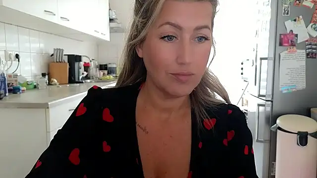 TessToy online show from June 2026 07:03:01 AM