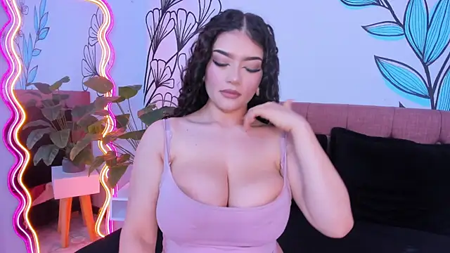Sweet Ariadna  online show from March 2025 12:11:02 PM