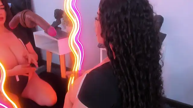 Sweet Ariadna  online show from March 2026 12:17:01 PM