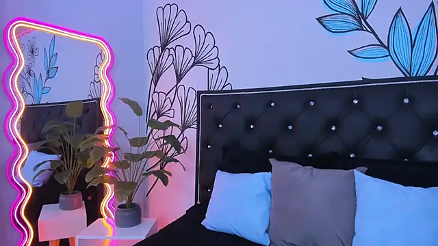 Sweet Ariadna  online show from September 2025 12:05:02 PM