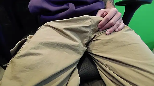 kuruptxxx live online show from December 2025 08:21:01 PM