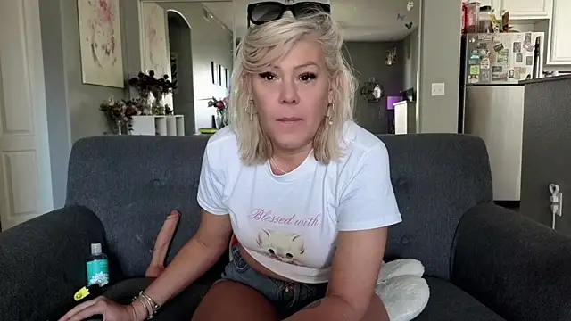 Lexi Shocker online show from May 2026 05:48:01 PM