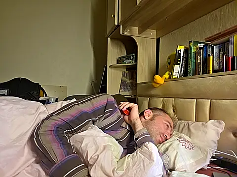 theSmallest-dick online show from September 2025 10:46:02 PM