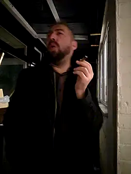 theSmallest-dick online show from November 2025 05:01:01 AM