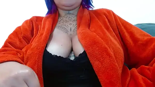 vaholiver online show from November 2025 03:24:01 PM