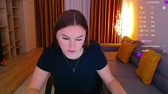  Mia Adams online show from November 2025 06:17:01 AM