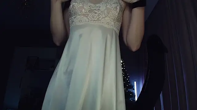 Cuddle Cat online show from December 2025 01:46:01 PM