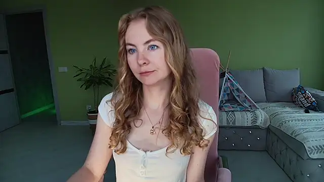 Cuddle Cat online show from June 2026 05:51:02 AM