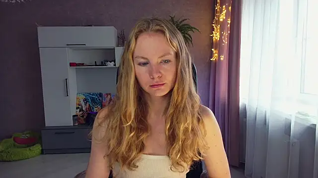 Cuddle Cat online show from October 2025 06:23:02 AM