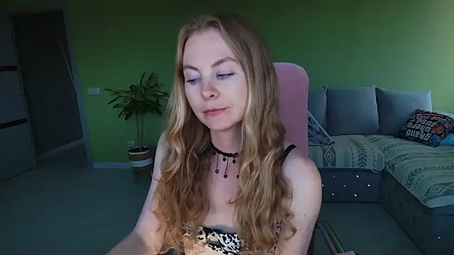 Cuddle Cat online show from July 2026 01:55:01 PM