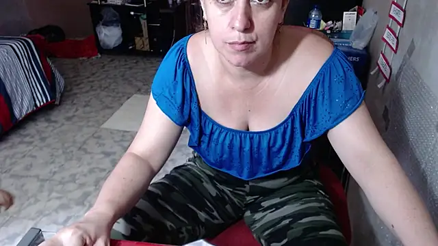 Barbiegomez online show from March 2026 05:59:01 PM