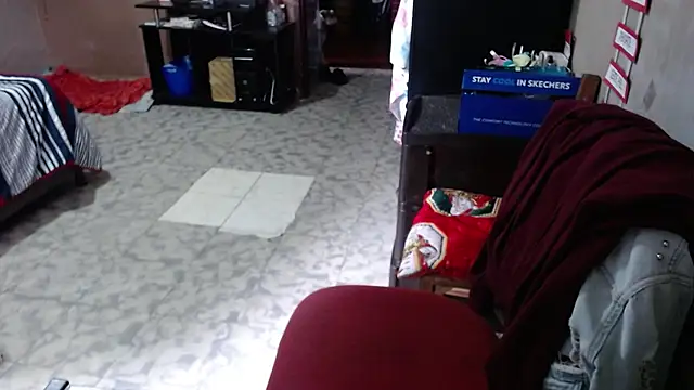 Barbiegomez online show from April 2026 04:53:01 PM