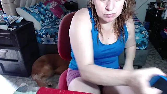 Barbiegomez online show from November 2025 06:41:02 PM