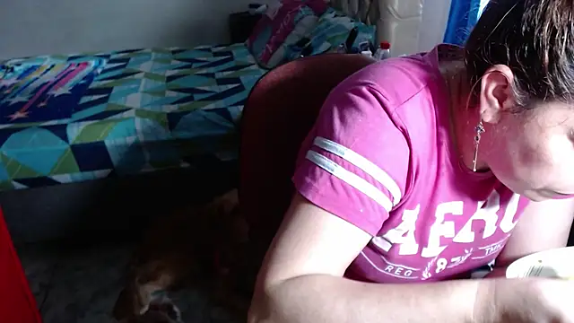 Barbiegomez online show from November 2025 07:39:01 PM