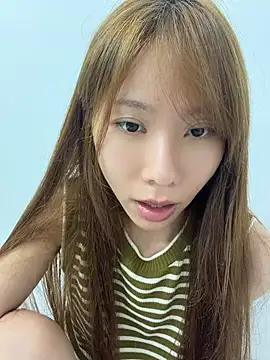 Luna520 online show from July 2026 11:42:02 AM