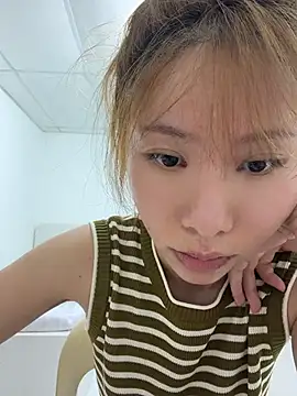 Luna520 online show from July 2026 02:29:02 PM