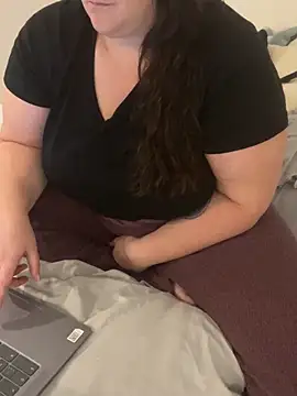 sweeti Em online show from April 2026 06:47:01 PM