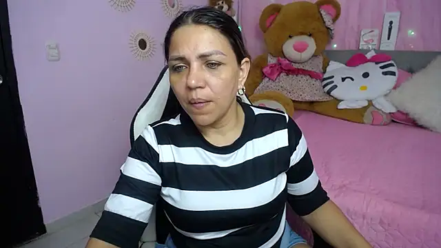 cum bigass online show from November 2025 11:58:02 AM