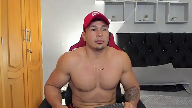 tyler hank01 online show from May 2026 01:36:02 AM