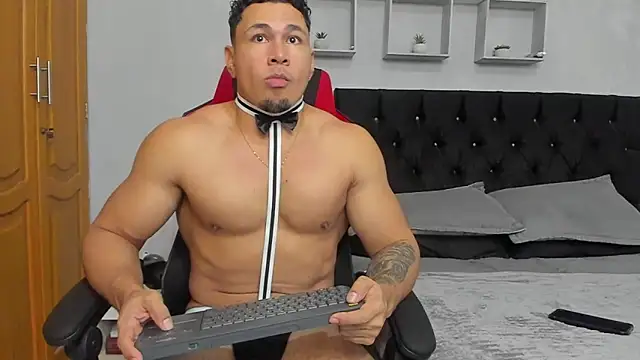 tyler hank01 online show from June 2026 11:26:02 PM