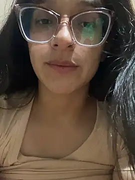 Ninnfa online show from April 2026 10:05:02 PM