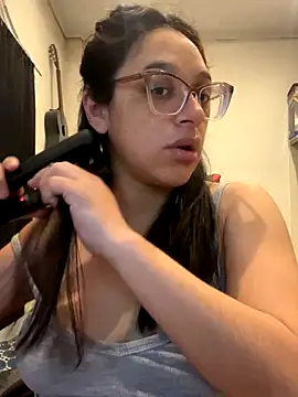 Snapshot of Ninnfa chatting on November 2025 04:55:01 PM Ninnfa online show from November 2025 04:55:01 PM