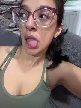 Snapshot of Ninnfa chatting on March 2025 11:19:02 AM Ninnfa online show from March 2025 11:19:02 AM