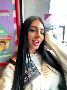 Britney Charm  online show from January 2026 09:56:02 AM