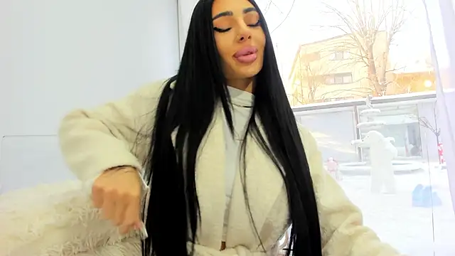 Britney Charm  online show from January 2026 08:07:01 AM